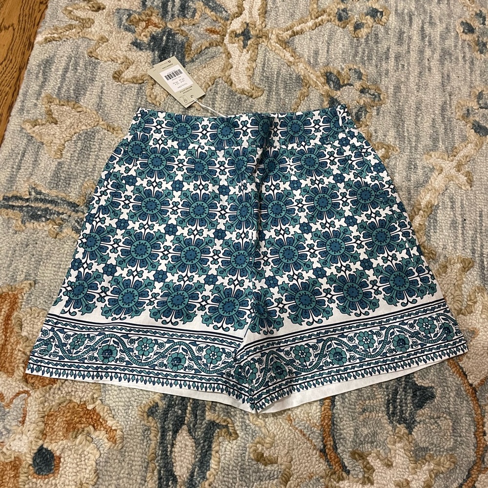 Boden Women's linen Shorts 4